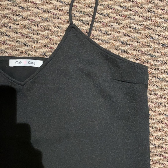 Gab And Kate black cropped tank - Picture 3 of 4